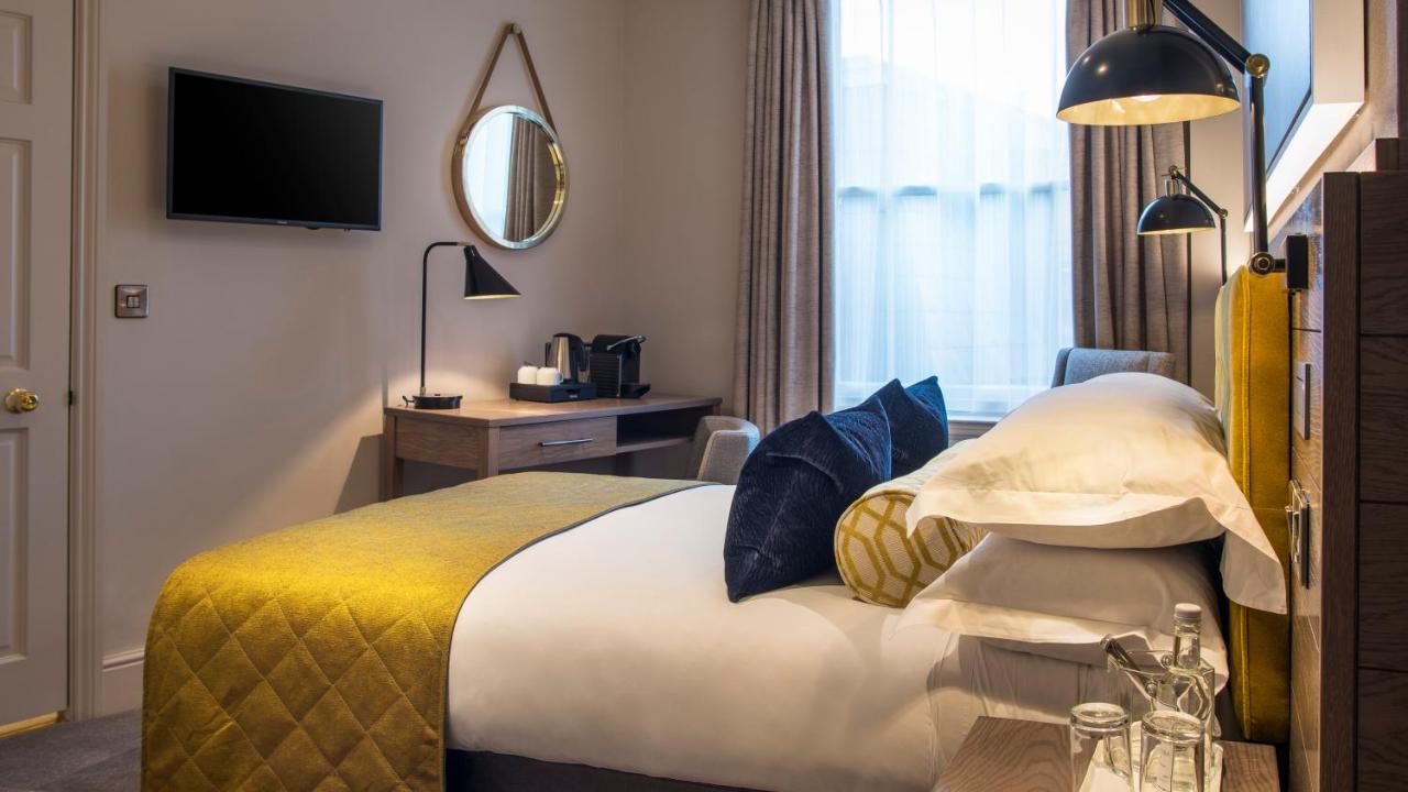 Classic Double Room,771265963:JPEG